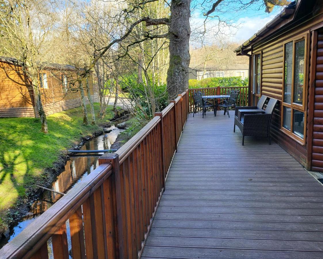 Cheerful 3 Bedroom Lodge At White Cross Bay Windermere Esterno foto