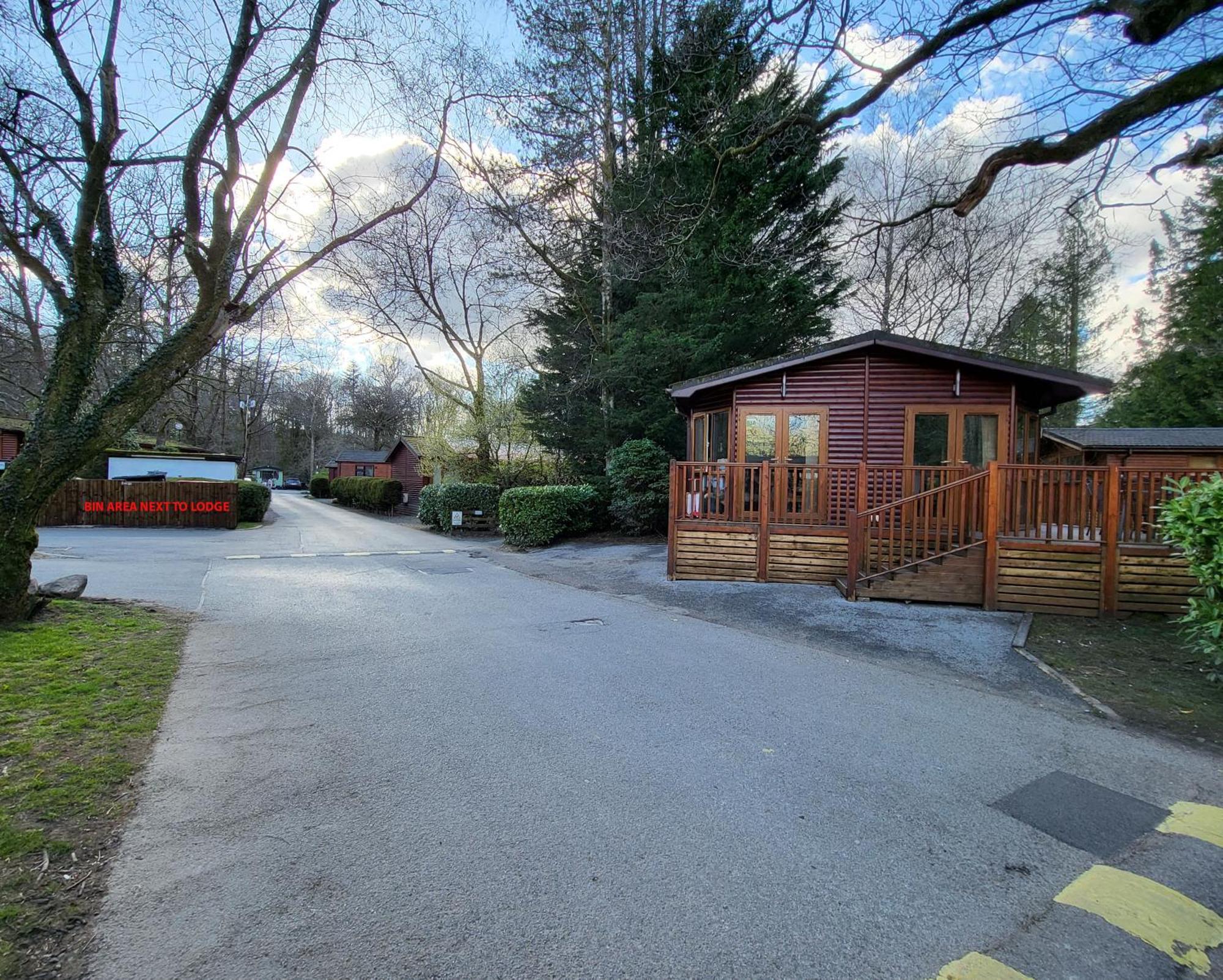 Cheerful 3 Bedroom Lodge At White Cross Bay Windermere Esterno foto